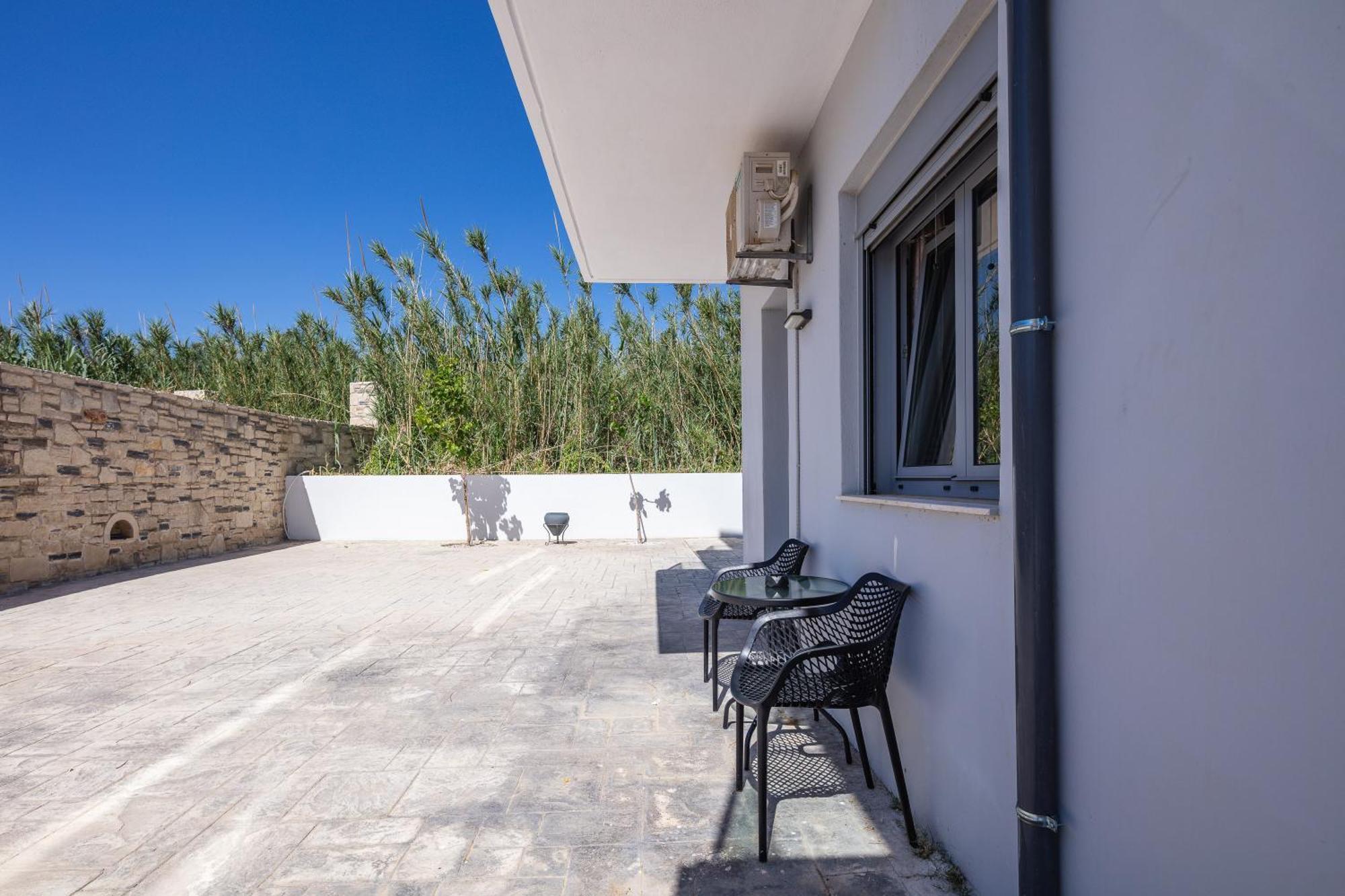 Hotel Iosifina, 80 Metres From Episkopi Beach! Dhrámia Quarto foto